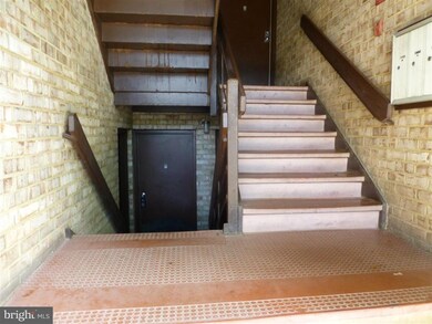 2239 Castle Rock Square unit 1B, Reston, VA 20191 - photo 3