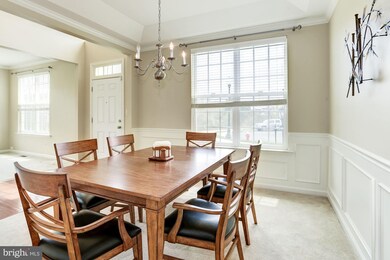 42282 Sand Pine Place, Chantilly, VA 20152 - photo 5