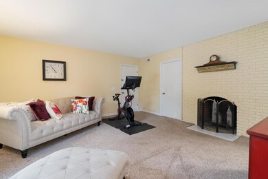 4381 Latin Ln_MLS_07
