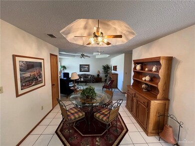 939 Katrin Dr, Alamo, TX 78516 - photo 3