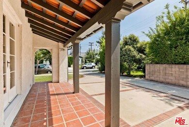 Portico Entryway
