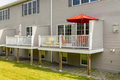 27 Hillside Ln, Newmarket, NH 03857 - photo 3