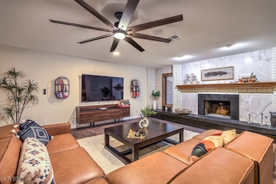 3269 S Torrey Pines Dr, Las Vegas, NV 89146 - photo 7