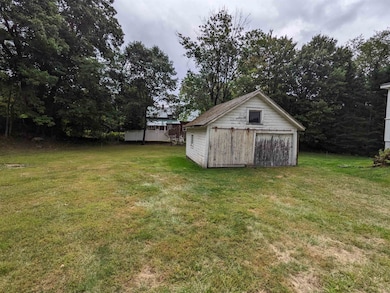 86 Hazel St, Rutland, VT 05701 - photo 5