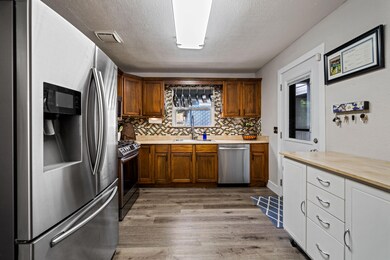 4664 Cedars Rd, Redding, CA 96001 - photo 7