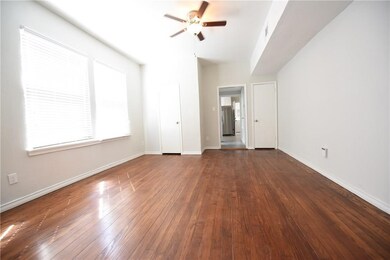 4612 Junius St unit B, Dallas, TX 75246 - photo 5