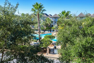 POOLSIDE PARADISE