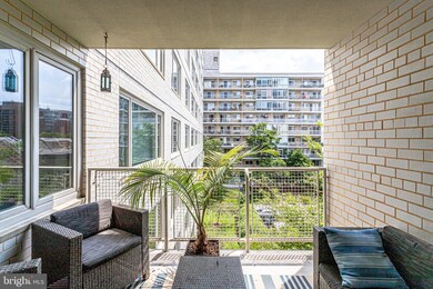 The Potomac Plaza Co-op unit 517, Washington, DC 20037 - photo 4