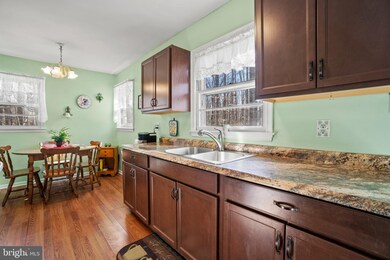 7046 Smith Station Rd, Spotsylvania, VA 22553 - photo 5