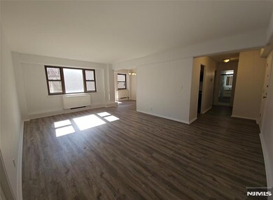 Park River Towers unit 4B, North Bergen, NJ 07047 - photo 5