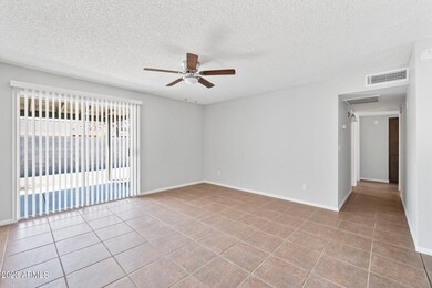 10008 N 47th Ave, Glendale, AZ 85302 - photo 7