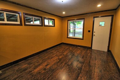 1500 E Chilhowie Ave, Johnson City, TN 37601 - photo 5