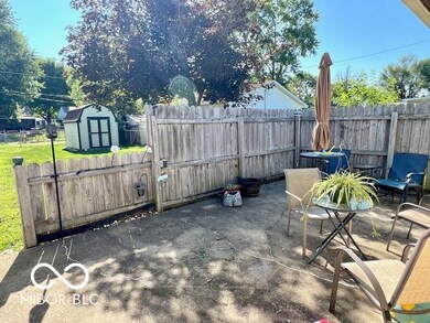 651 N Cherry St, Columbus, IN 47201 - photo 5