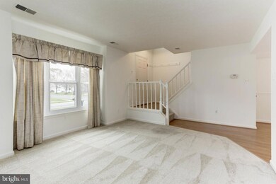 931 Slash Pine Ct, Sykesville, MD 21784 - photo 2