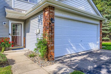 2033 Gresham Ave N, Saint Paul, MN 55128 - photo 3