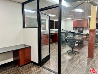 7353 Canoga Ave, Los Angeles, CA 91303 - photo 6