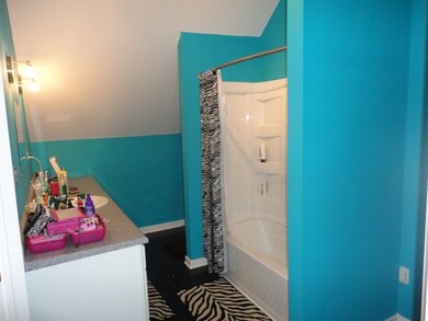 8797 Hines Rd, Disputanta, VA 23842 - photo 5