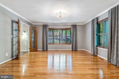 2322 Cavesdale Rd, Owings Mills, MD 21117 - photo 2