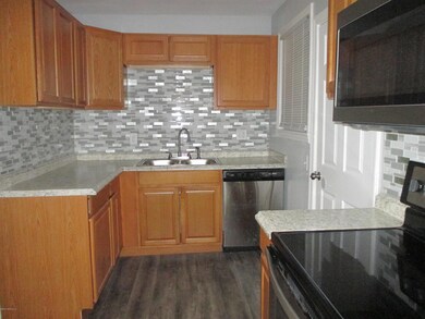 4746 Kingsbury St, Jacksonville, FL 32205 - photo 3