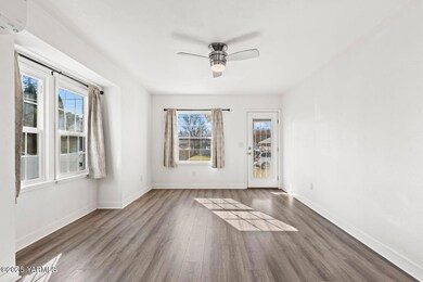 1805 Greenway Ave029