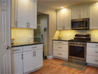 Stainless appliances