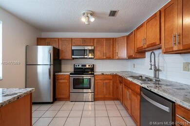 GORGEOUS BRAND NEW KITCHEN