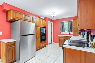 11_807 w worley st-11