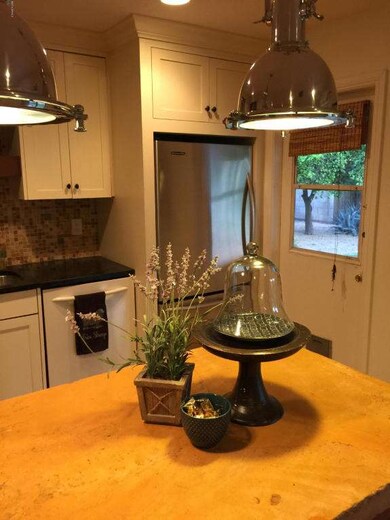 Kitchen2