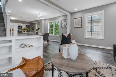 2907 Boarman Ave, Baltimore, MD 21215 - photo 6