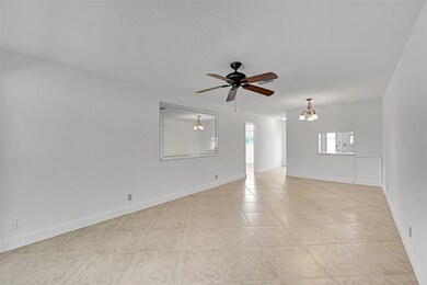 2111 NE 42nd Ct unit 201W, Lighthouse Point, FL 33064 - photo 7