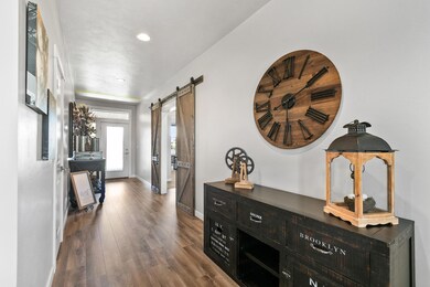 4667 SW Zenith Ave, Redmond, OR 97756 - photo 6