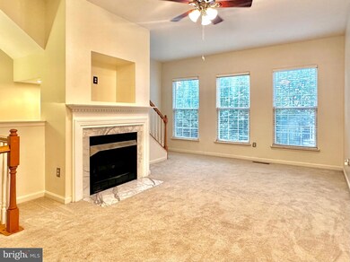 12518 Heykens Ln unit 1302, Bristow, VA 20136 - photo 3