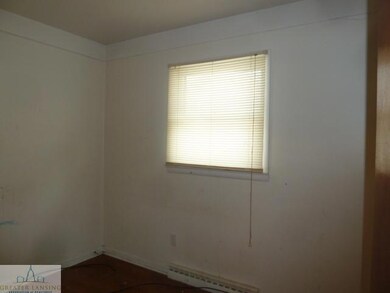 4204 Lowcroft Ave, Lansing, MI 48910 - photo 7