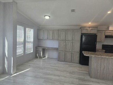 1123 Walt Williams Rd unit 30, Lakeland, FL 33809 - photo 2