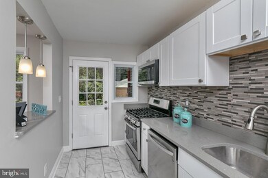 1210 Gleneagle Rd, Baltimore, MD 21239 - photo 2