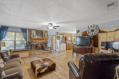 264 S Meadows Dr, Decatur, TX 76234 - photo 7