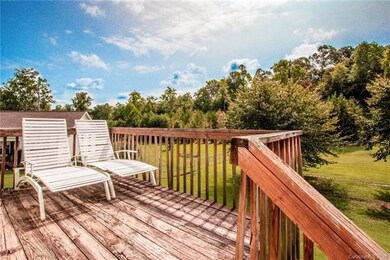 136 W Haven Dr, Statesville, NC 28625 - photo 5