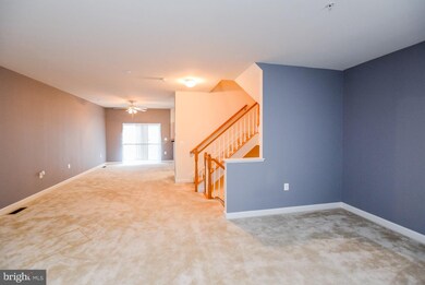 5037 Kimi Gray Ct SE, Washington, DC 20019 - photo 7