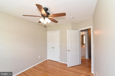 46361 Pryor Square, Sterling, VA 20165 - photo 3