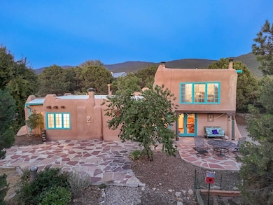 639 Don Nicholas Rd, Taos, NM 87571 - photo 3