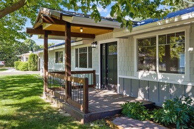 Welcoming covered post and beam entry