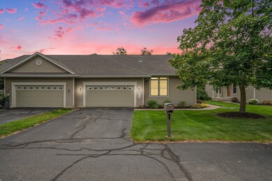 1092 Kensington St NW unit 42, Grand Rapids, MI 49534 - photo 2