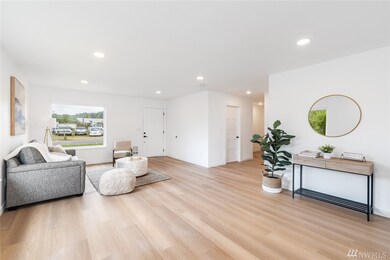 5712 15th St E, Fife, WA 98424 - photo 3