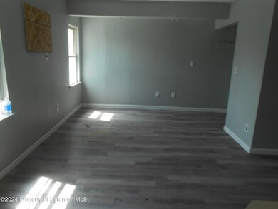 716-718 Landis St unit First Floor Right, Scranton, PA 18504 - photo 5
