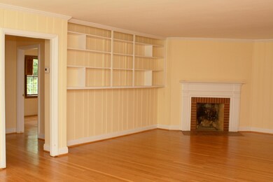 88 Valley Rd, Louisville, KY 40204 - photo 4