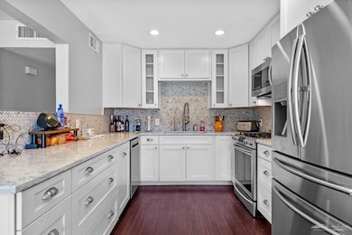 221 Bartlett St, Tehachapi, CA 93561 - photo 6