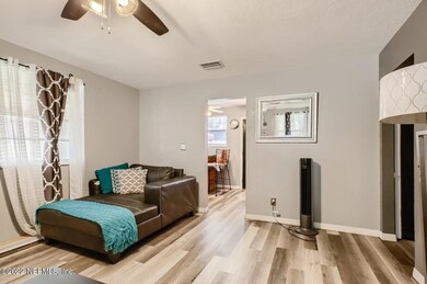 6614 Moret Dr S, Jacksonville, FL 32244 - photo 6