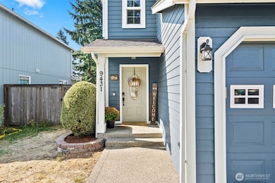 9431 Prairie Wind St SE, Yelm, WA 98597 - photo 3