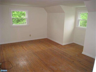 16 Hiawatha Rd, Somerdale, NJ 08083 - photo 4