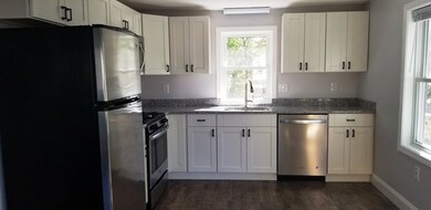 1081 Mammoth Rd, Dracut, MA 01826 - photo 5